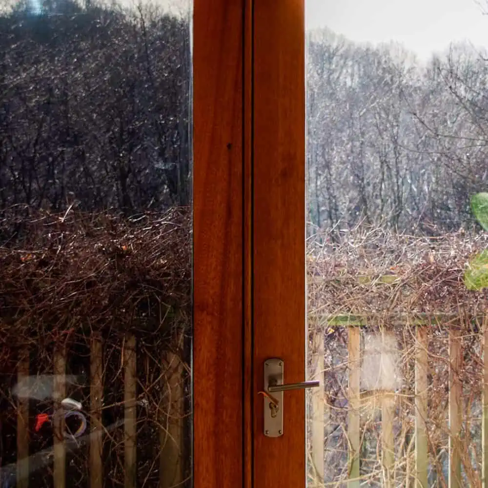 Medium Glare Control Window Film Surface Designs